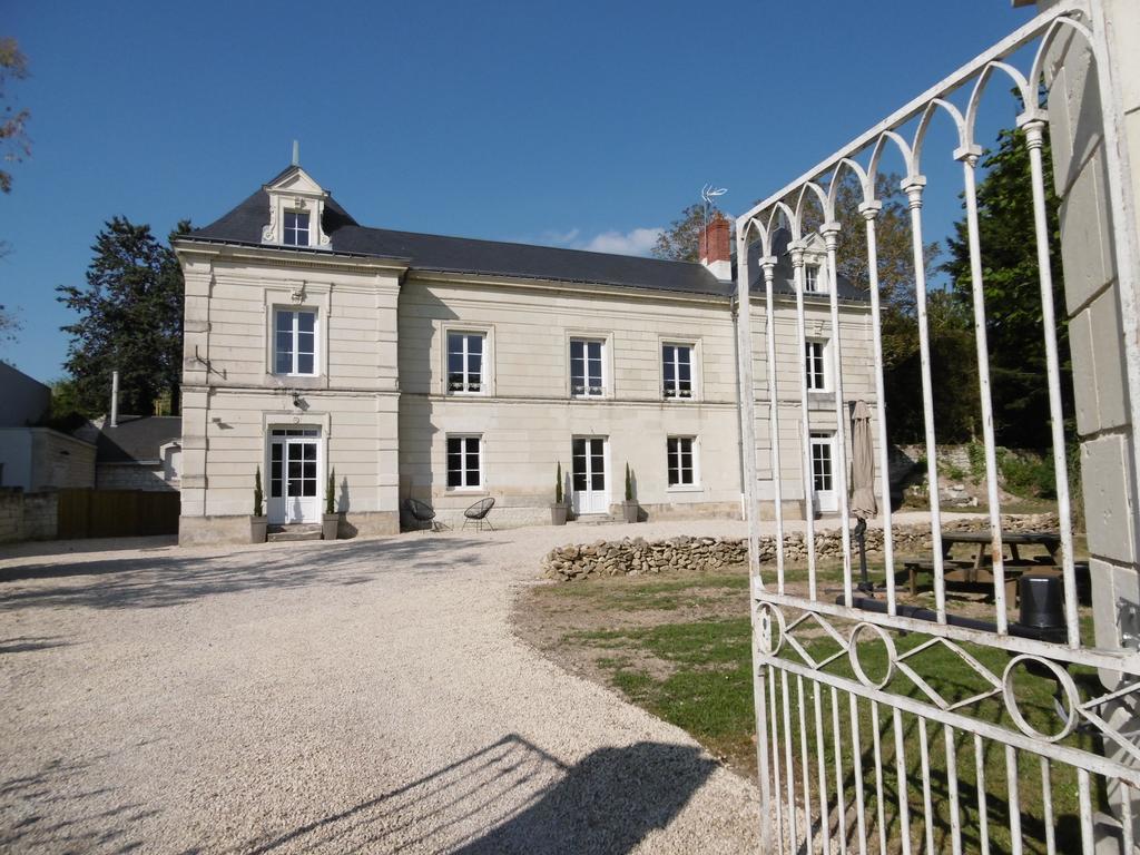 Domaine Des Aubuis Villa Chinon Exterior photo